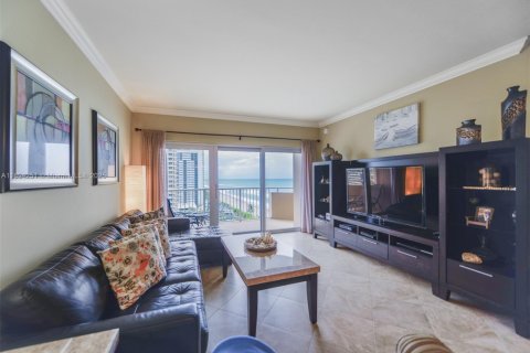 Copropriété à vendre à Hallandale Beach, Floride: 1 chambre, 80.82 m2 № 1946082 - photo 12