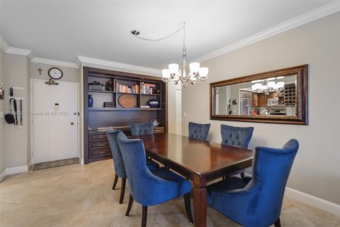 Copropriété à vendre à Hallandale Beach, Floride: 1 chambre, 80.82 m2 № 1946082 - photo 7