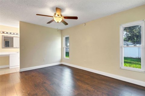 House in Lakeland, Florida 4 bedrooms, 167.22 sq.m. № 1869874 - photo 15