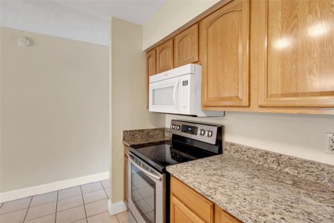 House in Lakeland, Florida 4 bedrooms, 167.22 sq.m. № 1869874 - photo 30