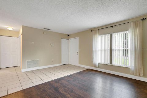 House in Lakeland, Florida 4 bedrooms, 167.22 sq.m. № 1869874 - photo 8