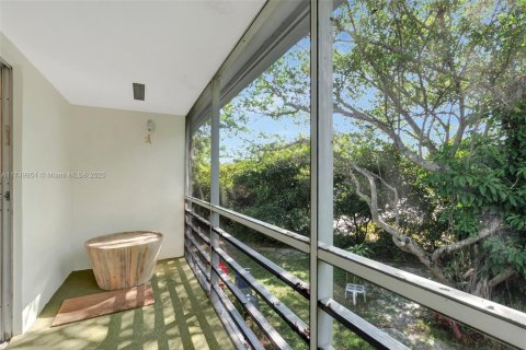 Condominio en venta en Deerfield Beach, Florida, 1 dormitorio, 54.35 m2 № 1732037 - foto 19