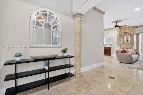 Villa ou maison à vendre à Hollywood, Floride: 4 chambres, 303.79 m2 № 1995863 - photo 14