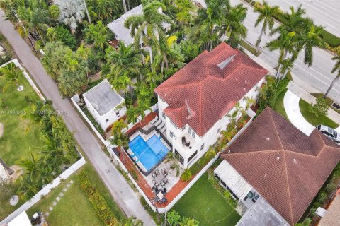 Villa ou maison à vendre à Hollywood, Floride: 4 chambres, 303.79 m2 № 1995863 - photo 5