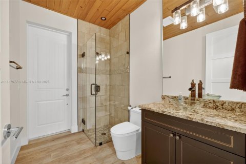 Villa ou maison à vendre à Port St. Lucie, Floride: 5 chambres, 387.87 m2 № 2013402 - photo 13