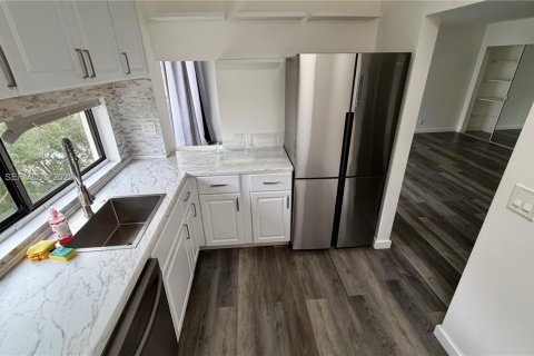 Copropriété à louer à Sunny Isles Beach, Floride: 1 chambre, 71.26 m2 № 1982655 - photo 11