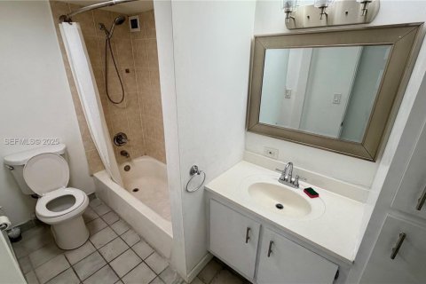 Copropriété à louer à Sunny Isles Beach, Floride: 1 chambre, 71.26 m2 № 1982655 - photo 6