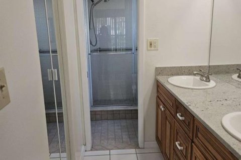 Casa en alquiler en Clearwater, Florida, 2 dormitorios, 122.17 m2 № 1724295 - foto 10