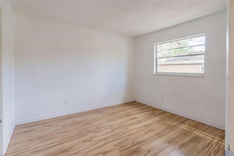 Casa en venta en Altamonte Springs, Florida, 4 dormitorios, 185.15 m2 № 2229336 - foto 24