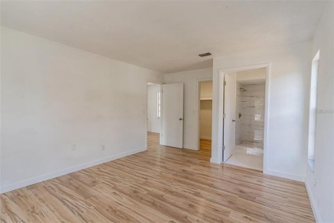 Casa en venta en Altamonte Springs, Florida, 4 dormitorios, 185.15 m2 № 2229336 - foto 16