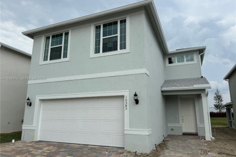Casa en Port St. Lucie, Florida 5 dormitorios, 243.03 m2 № 2152620