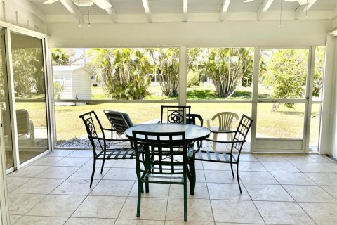 Casa en venta en Punta Gorda, Florida, 3 dormitorios, 131.46 m2 № 1673867 - foto 2