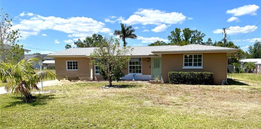 Casa en Punta Gorda, Florida 3 dormitorios, 131.46 m2 № 1673867