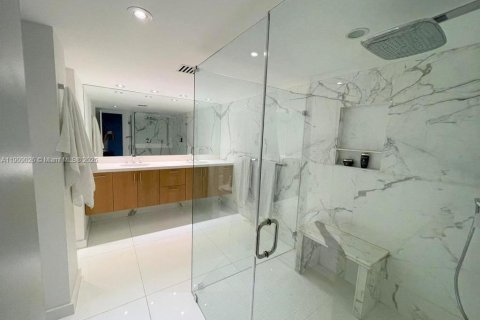 Copropriété à louer à Key Biscayne, Floride: 2 chambres, 165.55 m2 № 1964738 - photo 4