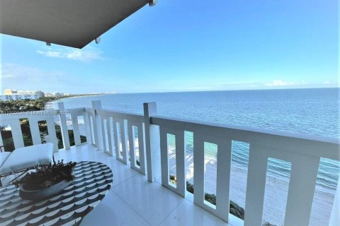 Copropriété à louer à Key Biscayne, Floride: 2 chambres, 165.55 m2 № 1964738 - photo 1