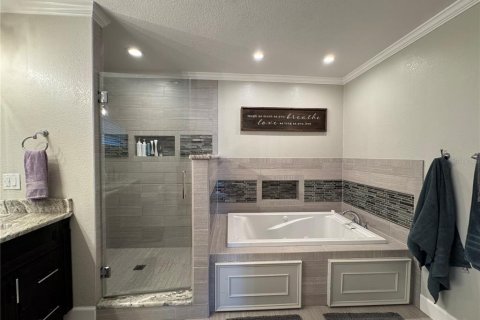 Casa en venta en Frostproof, Florida, 4 dormitorios, 263.66 m2 № 2166060 - foto 28