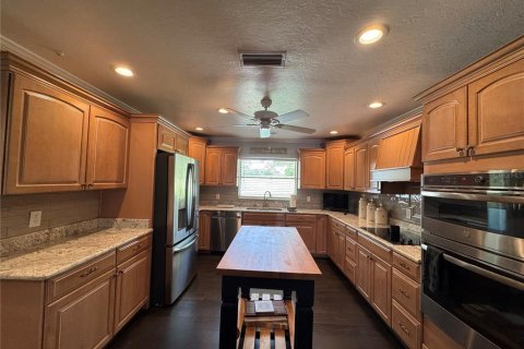 Casa en venta en Frostproof, Florida, 4 dormitorios, 263.66 m2 № 2166060 - foto 13