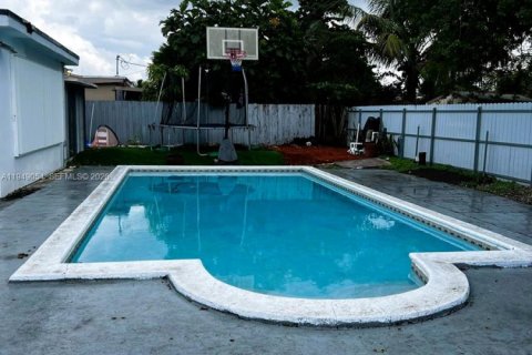 Купить виллу или дом в Майами, Флорида 5 спален, 141.03м2, № 2005493 - фото 21