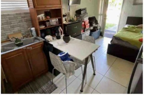 Купить виллу или дом в Майами, Флорида 5 спален, 141.03м2, № 2005493 - фото 17