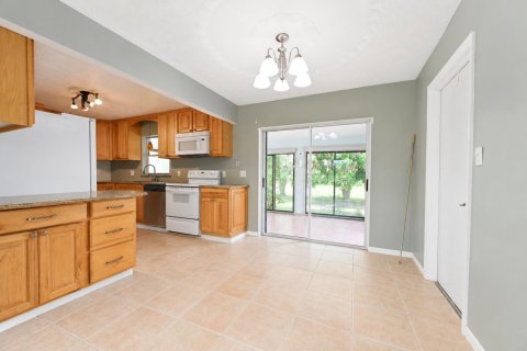 Villa ou maison à vendre à Port St. Lucie, Floride: 3 chambres, 115.94 m2 № 2292360 - photo 8