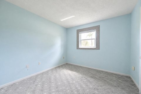 Villa ou maison à vendre à Port St. Lucie, Floride: 3 chambres, 115.94 m2 № 2292360 - photo 21