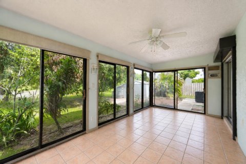 Villa ou maison à vendre à Port St. Lucie, Floride: 3 chambres, 115.94 m2 № 2292360 - photo 25