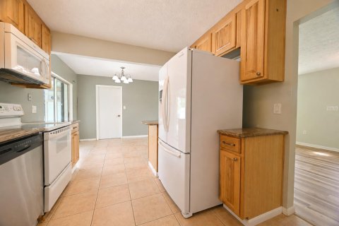 Villa ou maison à vendre à Port St. Lucie, Floride: 3 chambres, 115.94 m2 № 2292360 - photo 14