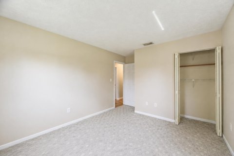 Villa ou maison à vendre à Port St. Lucie, Floride: 3 chambres, 115.94 m2 № 2292360 - photo 18