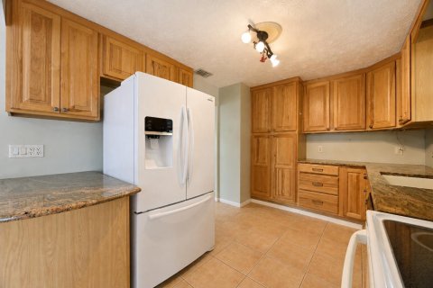 Villa ou maison à vendre à Port St. Lucie, Floride: 3 chambres, 115.94 m2 № 2292360 - photo 12