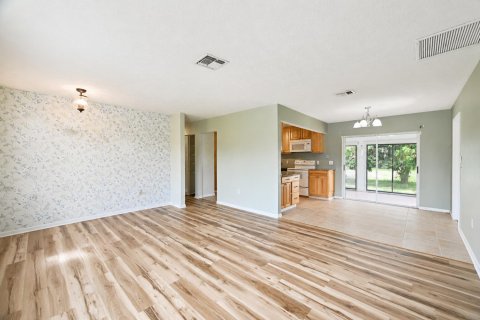 Villa ou maison à vendre à Port St. Lucie, Floride: 3 chambres, 115.94 m2 № 2292360 - photo 7