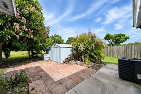 Villa ou maison à vendre à Port St. Lucie, Floride: 3 chambres, 115.94 m2 № 2292360 - photo 27