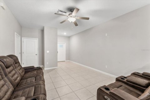 Townhouse in Riverview, Florida 3 bedrooms, 146.79 sq.m. № 1741221 - photo 7