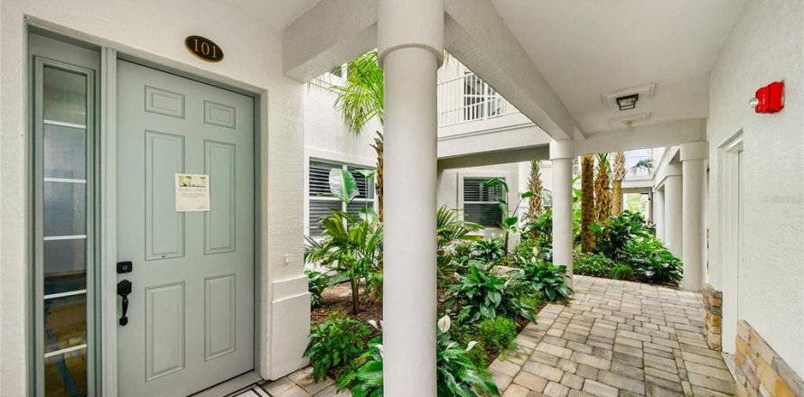 Condo in Palm Coast, Florida, 3 bedrooms № 1793765