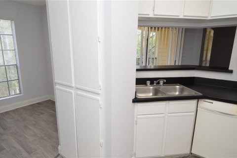 Condominio en venta en Tampa, Florida, 2 dormitorios, 95.41 m2 № 1522093 - foto 12