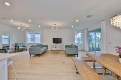 Casa en venta en Plant City, Florida, 3 dormitorios, 206.99 m2 № 1771618 - foto 3