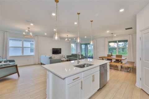 Casa en venta en Plant City, Florida, 3 dormitorios, 206.99 m2 № 1771618 - foto 8