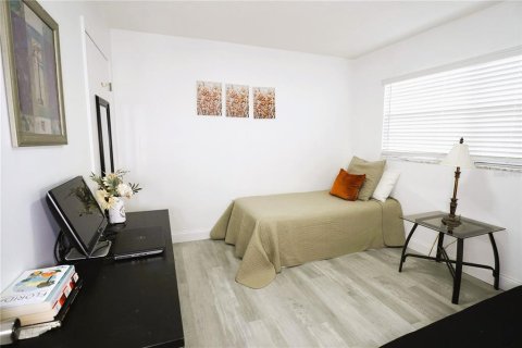 Condo in Lakeland, Florida, 2 bedrooms  № 1869755 - photo 19
