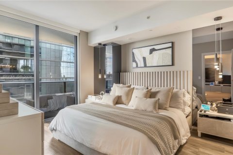 Condominio en venta en Miami, Florida, 1 dormitorio, 80.45 m2 № 2031769 - foto 5