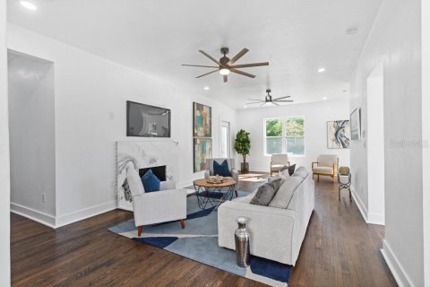 Casa en venta en Saint Petersburg, Florida, 4 dormitorios, 202.34 m2 № 1408229 - foto 8