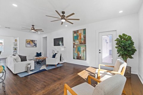 Casa en venta en Saint Petersburg, Florida, 4 dormitorios, 202.34 m2 № 1408229 - foto 14