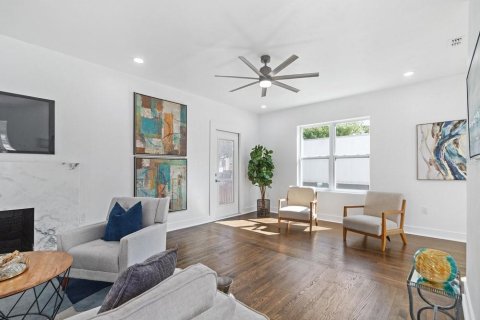 Casa en venta en Saint Petersburg, Florida, 4 dormitorios, 202.34 m2 № 1408229 - foto 29