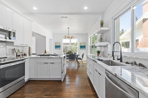 Casa en venta en Saint Petersburg, Florida, 4 dormitorios, 202.34 m2 № 1408229 - foto 25