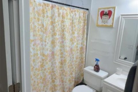 Villa ou maison à vendre à Tampa, Floride: 5 chambres, 190.17 m2 № 2411497 - photo 18