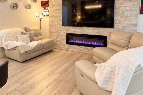 Villa ou maison à vendre à Tampa, Floride: 5 chambres, 190.17 m2 № 2411497 - photo 7