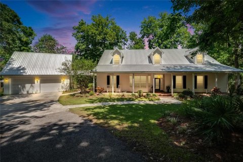 House in Dade City, Florida 4 bedrooms, 286.51 sq.m. № 1637338 - photo 3