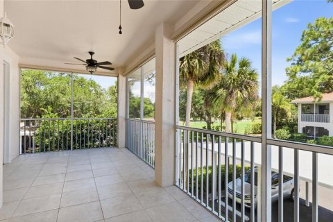 Condo in Sarasota, Florida, 2 bedrooms № 2222453 - photo 24