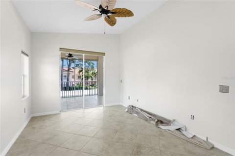 Condo in Sarasota, Florida, 2 bedrooms № 2222453 - photo 15