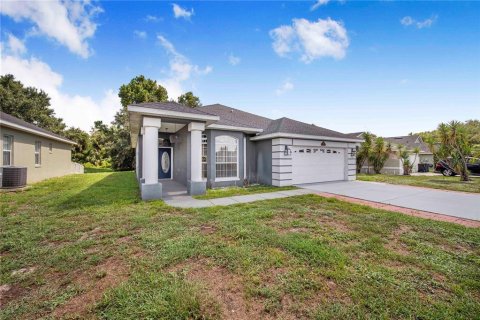 Casa en venta en Haines City, Florida, 3 dormitorios, 171.31 m2 № 2199683 - foto 2