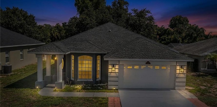 Casa en Haines City, Florida 3 dormitorios, 171.31 m2 № 2199683