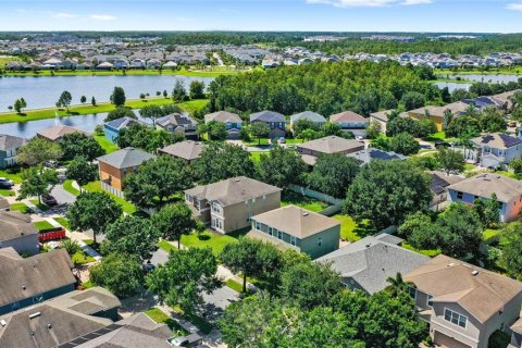 House in Orlando, Florida 4 bedrooms, 205.69 sq.m. № 1871020 - photo 2